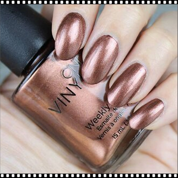 CND Vinylux - Leather Satchel 0.5oz.