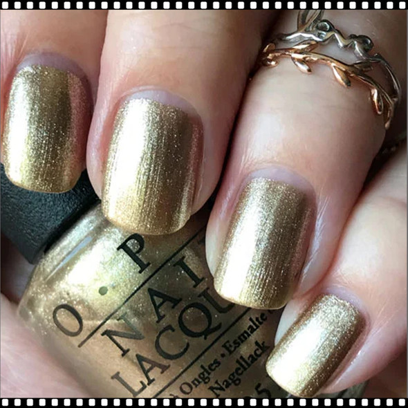 OPI NAIL LACQUER Glitzerland #NLZ19*