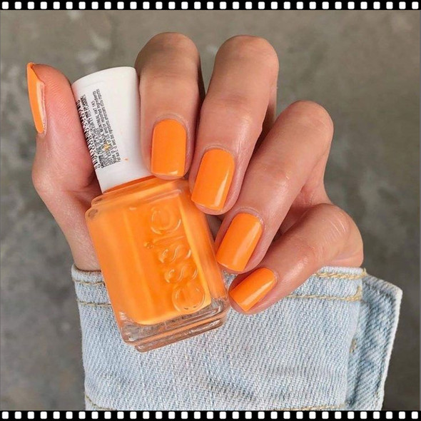 ESSIE POLISH Soles on Fire #1558 *