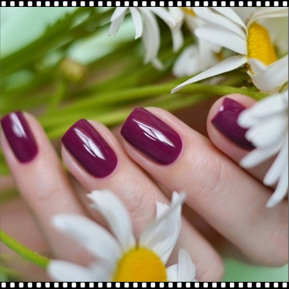 MORGAN TAYLOR - Berry Perfection 0.5oz.*