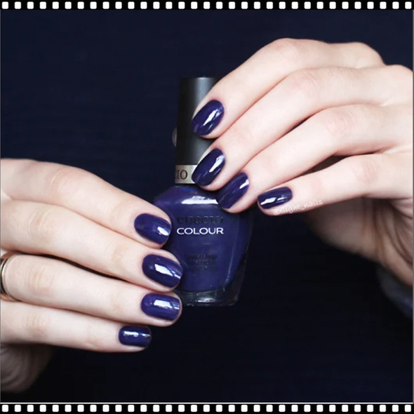 CUCCIO Colour - London Underground 0.43oz (O)