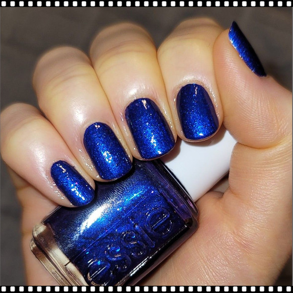 ESSIE POLISH Tied and Blue #1595 *