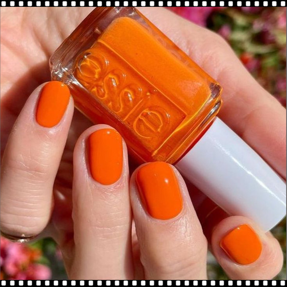 ESSIE POLISH Tangerine Tease #1680 *