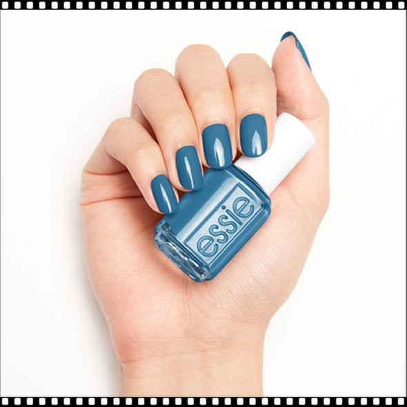 ESSIE POLISH Amuse Me #738 *