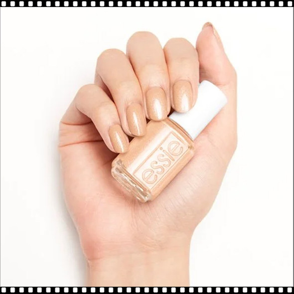 ESSIE POLISH Glee for All #1714 *