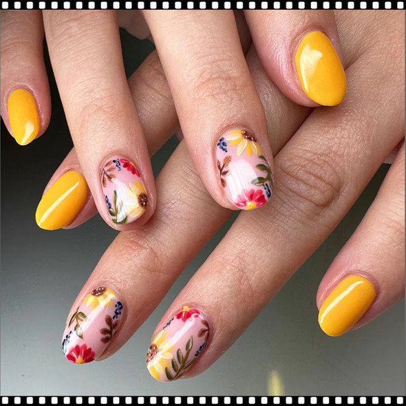 CND Vinylux - Among The Marigolds 0.5oz.