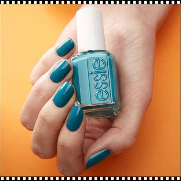 ESSIE POLISH Revenge's A Beach #1744 *