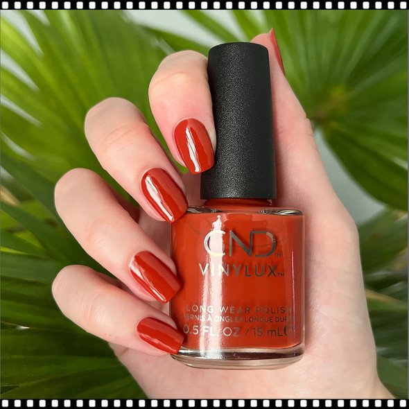 CND VINYLUX - Maple Leaves 0.5oz.