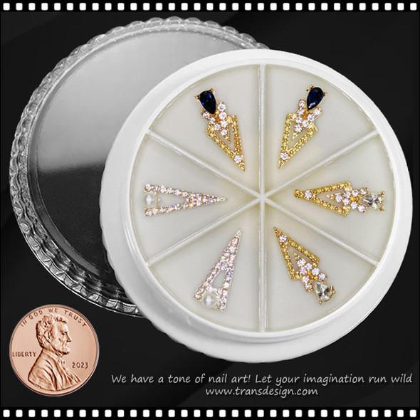 NAIL CHARM RHINESTONE & PEARL Triangle 6/Wheel #1