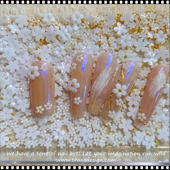 NAIL CHARM Assorted White Flowers, Golden and Silver Beads Jar