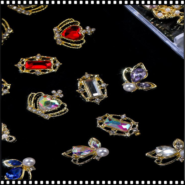 CHARM ALLOY Gold Crystal Assorted Shape & Color 120/Case
