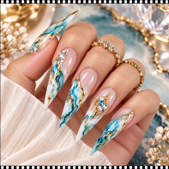 5D NAIL STICKER – ABSTRACT BLUE & WHITE MARBLE WITH GOLD STREAKS #5D-K174