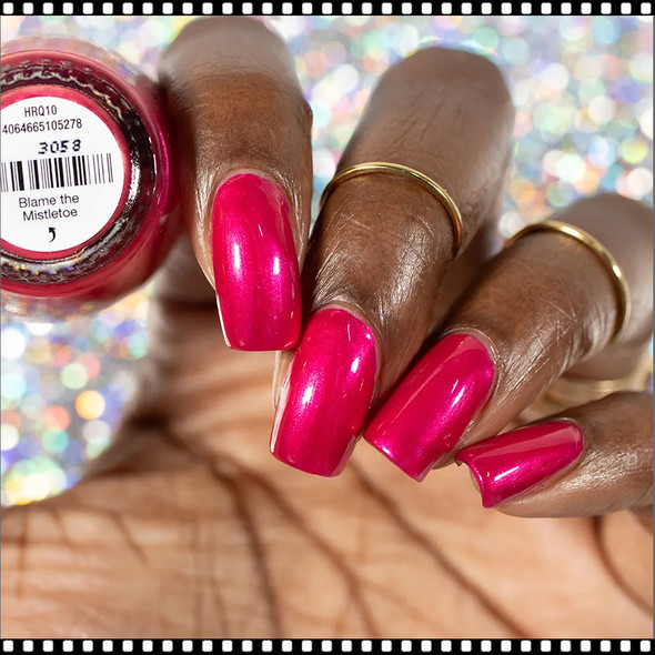 OPI INFINITE SHINE Blame the Mistletoe #HRQ24*
