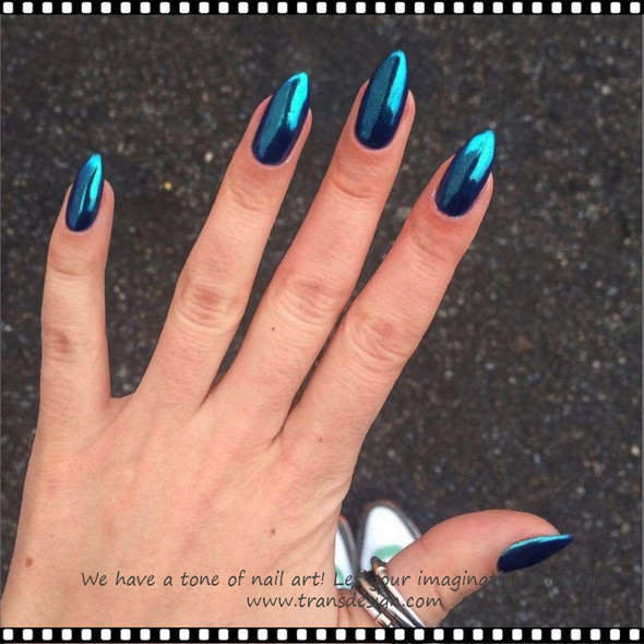 INSTANT Chameleon Aqua to Blue #HT103 Size 0.5g.  