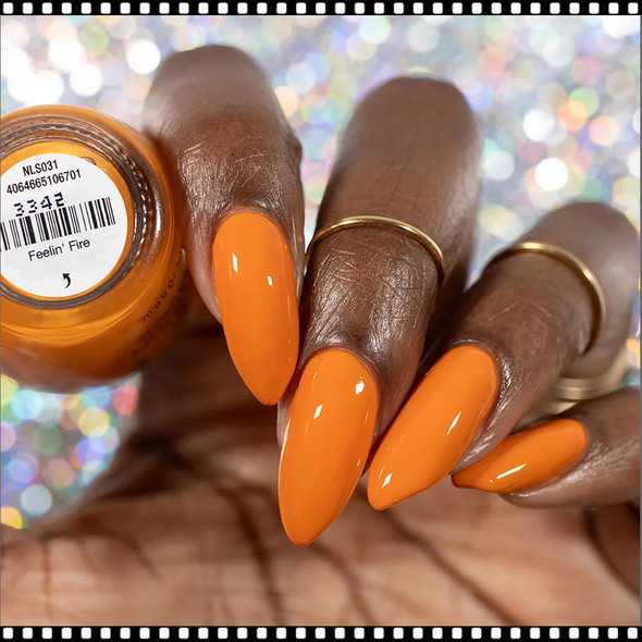 OPI NAIL LACQUER Feelin’ Fire #NLS031
