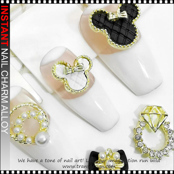 NAIL CHARM ALLOY Black, White Mouse Head 6/Case