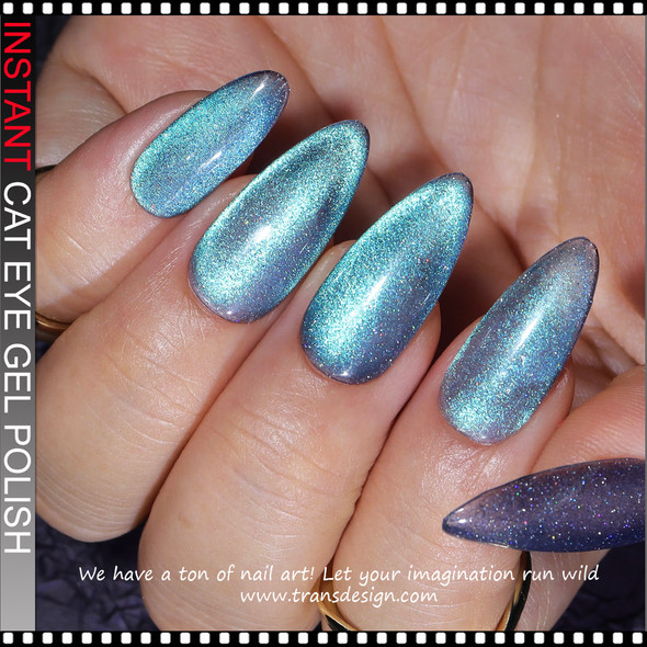 INSTANT CAT EYE GEL ice blue aurora 0.5oz.
