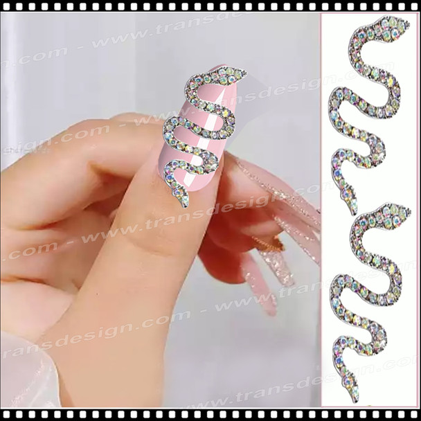 NAIL CHARM RHINESTONE Bright Black/Crystal AB 2/Pack