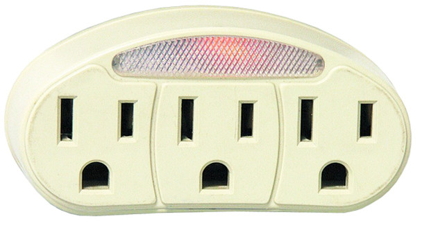 CHICAGO 3-Outlet Adapter With Light 2/Pack