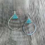 Golden Age Hammered Silver-Plated Single Teardrop Earrings with Turquoise Seed Beads / GAE S B497-D9