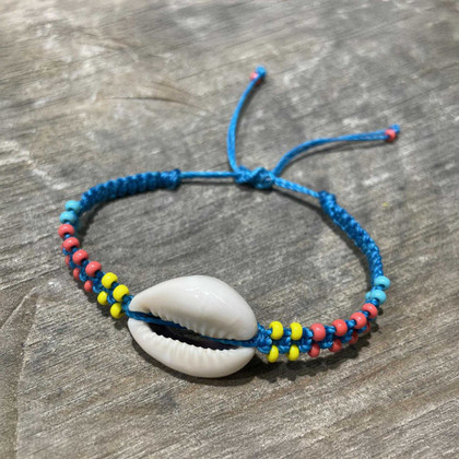 Macrame Cowrie Shell Bracelet, Handcrafted/ PSB B9-M11