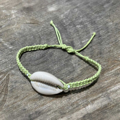 Macrame Cowrie Shell Bracelet, Handcrafted/ PSB B5-12