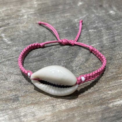 Macrame Cowrie Shell Bracelet, Handcrafted/ PSB B5-9