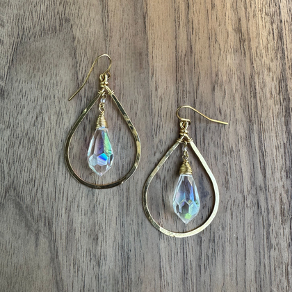 Gold-Plated Crystal Teardrop Earrings / GAE G B250-120