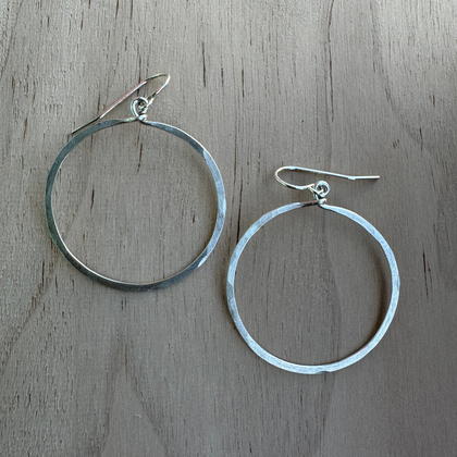 Hammered 925 Sterling Silver Hoop Earrings / DKE S B8-2