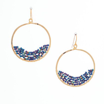 Golden Age hammered hoop earrings with fire polished crystals / GAE G B158-13