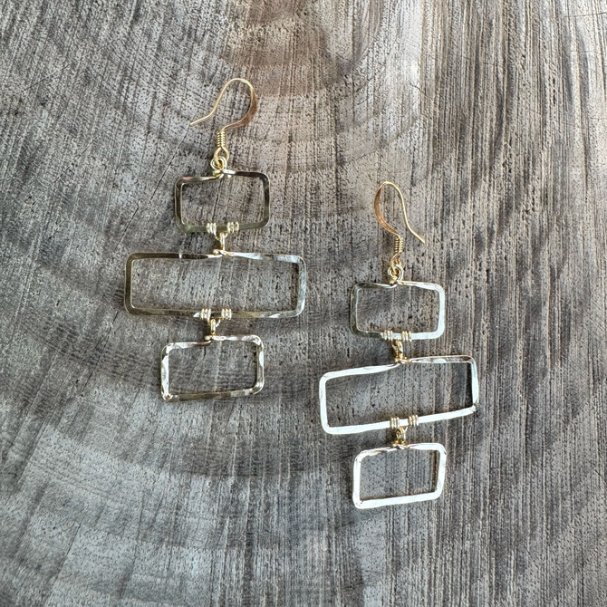 Gold-Plated Geometric Earrings  / GAE G B721-1