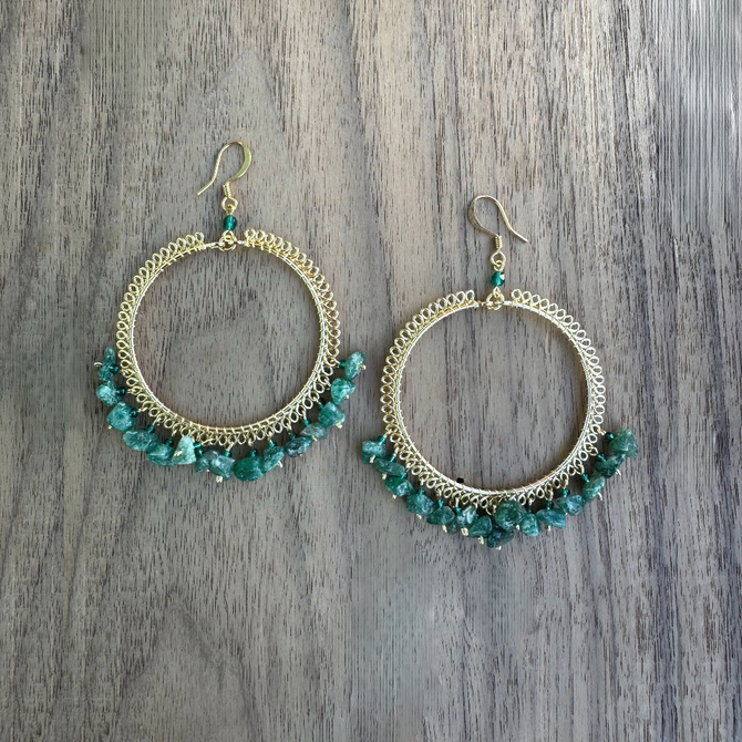 Beaded Wire Hoop Earrings / CLE G B242-S32