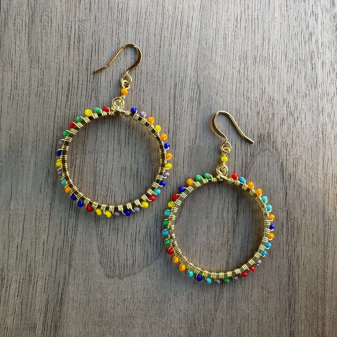 Gold-Plated Beaded Hoop Earrings / GAE G B778-M169