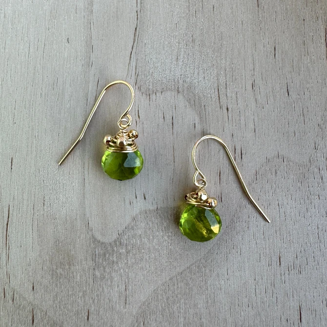 Peridot Wire-Wrapped Earrings / DJE G B19-12