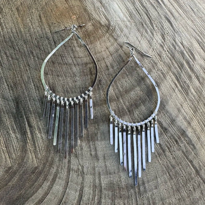 Silver-Plated Teardrop Fringe Earrings / GAE S B34-2