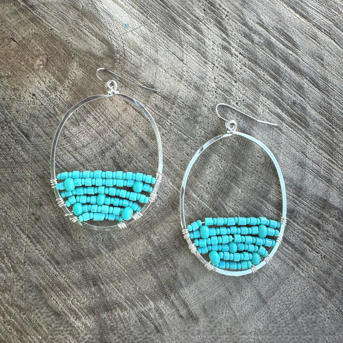 Golden Age Silver-Plated Single Geometric Oval Earrings with Turquoise Czech Beads / GAE S B63-1