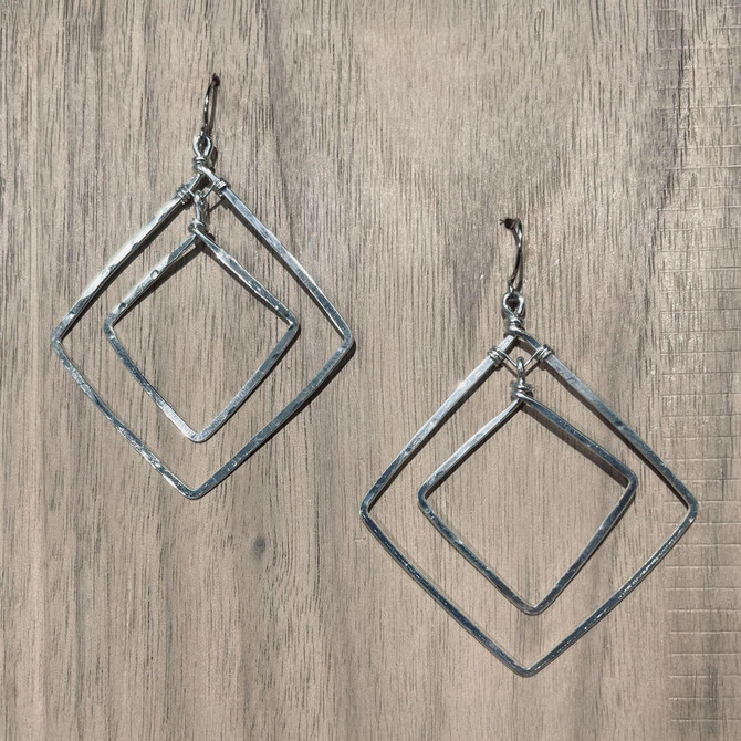 Hammered Geometric Minimalist Bohemian Silver Plated Earrings / GAE S B551-2