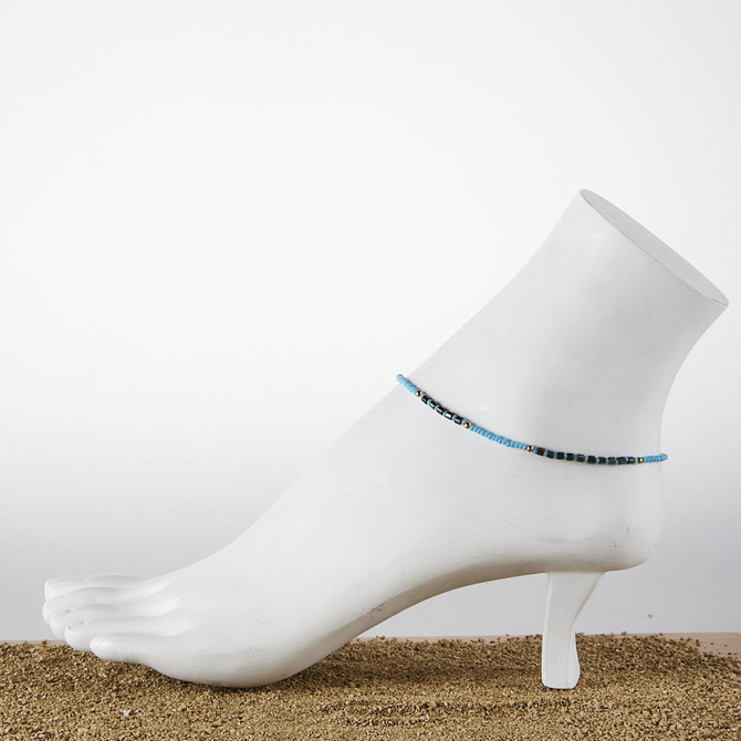 Dainty boho gypsy beach anklet with Czech seed beads, bugle beads, handmade / SWA G B1-29