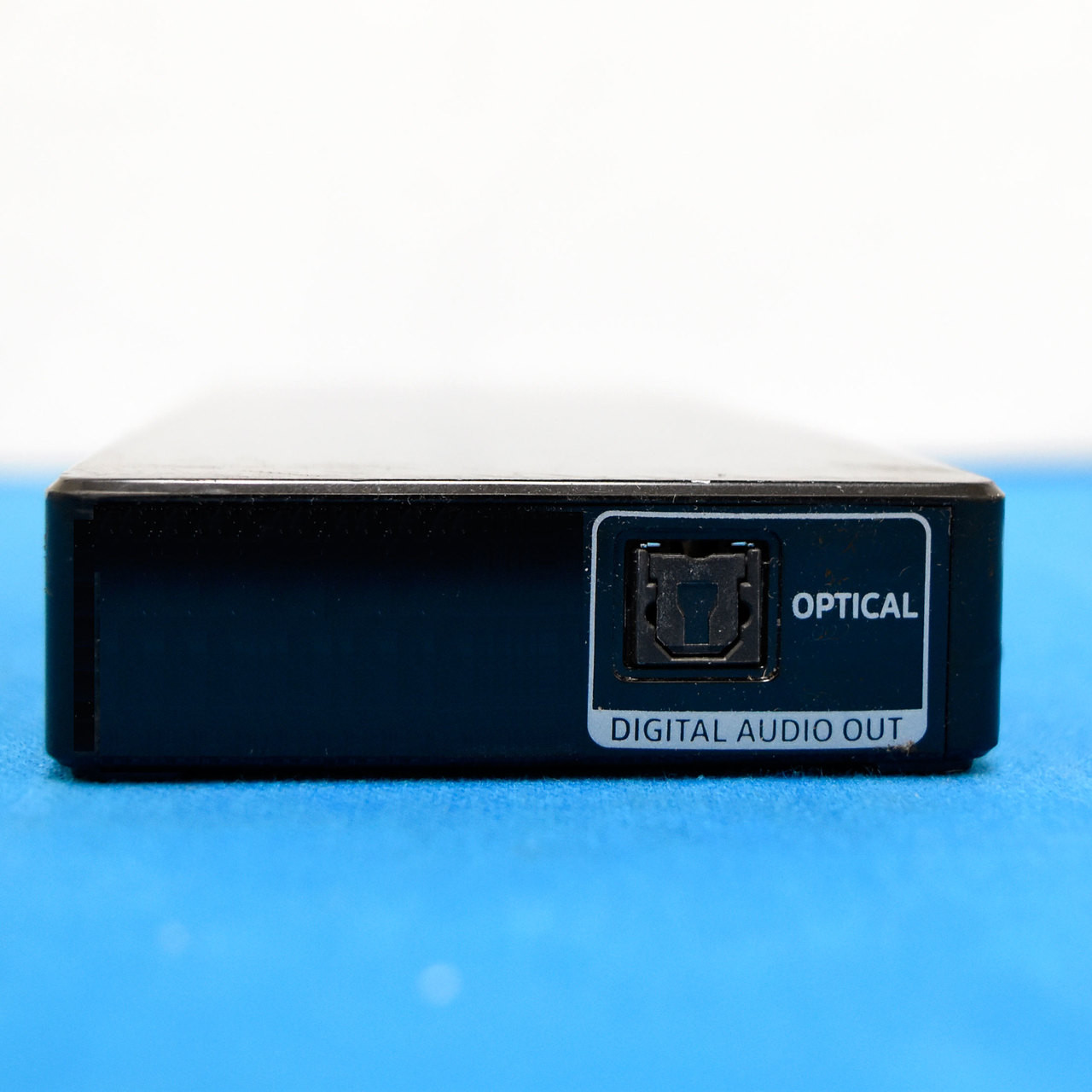 Samsung BN9644628B Original TV One Connect Box for Television (No