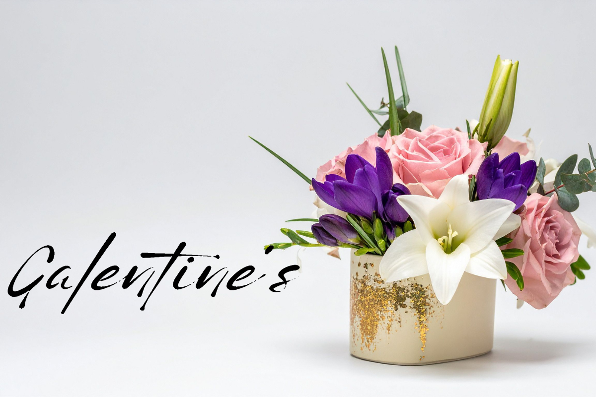 Galentine’s Day flowers in Phoenix with bright pink and cheerful arrangements perfect for celebrating friendship and fun