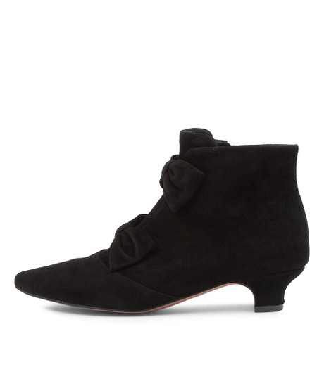 splendid black suede boots