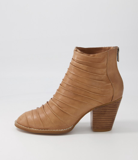 Capeyas Tan Leather Ankle Boots - Django and Juliette