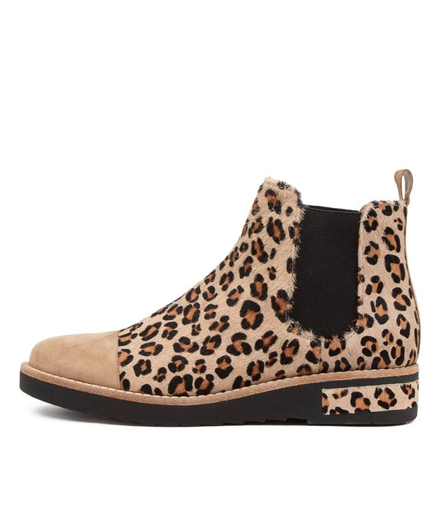 nursing clogs with heels