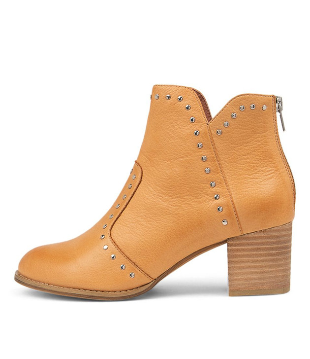 Shad Camel Leather Ankle Boots