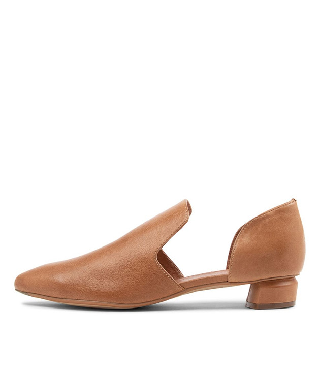 Vince damris leather on sale flats