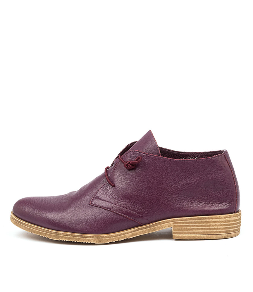 KARAF Purple Leather - Django and Juliette