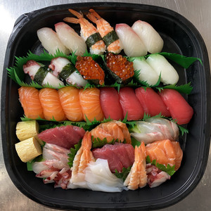 田川"FUJI" SUSHI&SASHIMI SET 田川"FUJI" SUSHI&SASHIMI SET