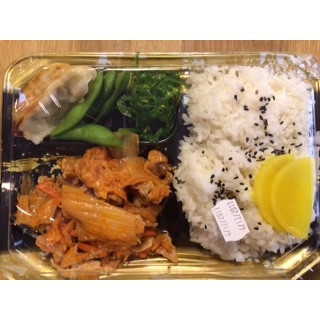 田川BUTA KIMCHI BENTO 50%