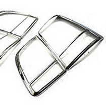These chrome plated Kia Sorento rear tail light covers are a cool and stylish accessory for your 4x4 SUV. Buy online at Trade 4x4 Accessories. These units feature triple chrome plating for an extended life.