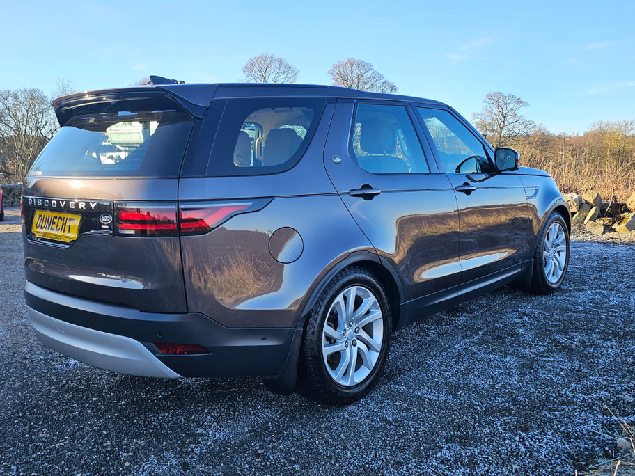 2021(21) Land Rover Discovery 3.0 D300 MHEV S AUTO (31/03/2021) 2021(21) Land Rover Discovery 3.0 D300 MHEV S AUTO (31/03/2021)
